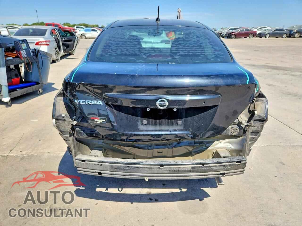 NISSAN VERSA 2019 - 3N1CN7AP3KL834730