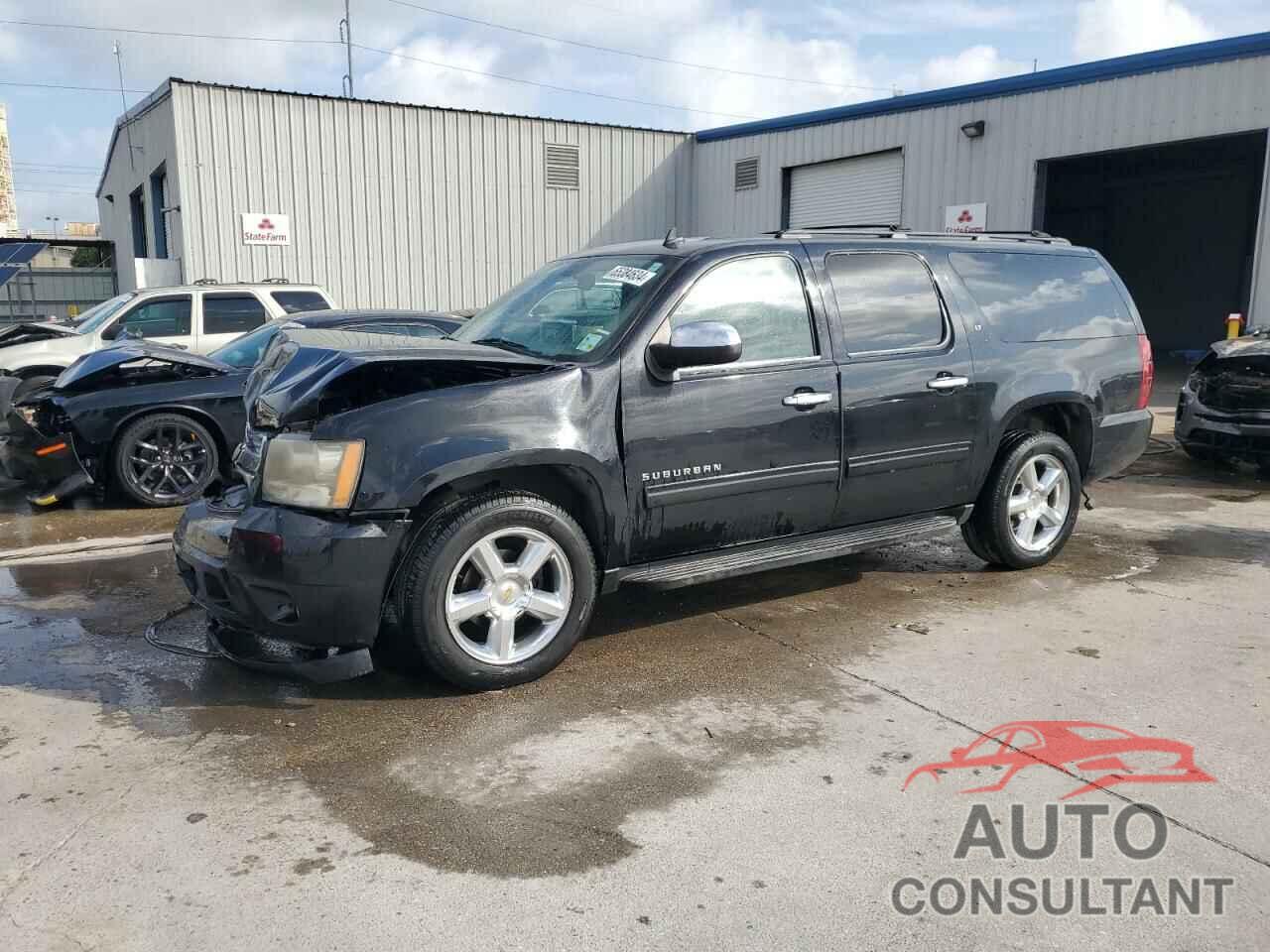 CHEVROLET SUBURBAN 2011 - 1GNSCJE05BR314280