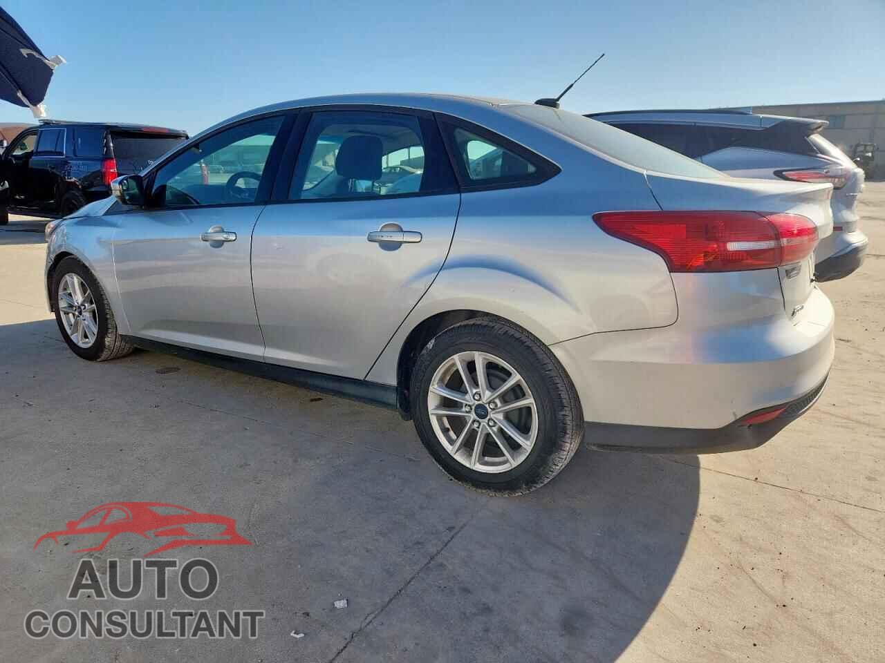FORD FOCUS 2017 - 1FADP3F27HL304305