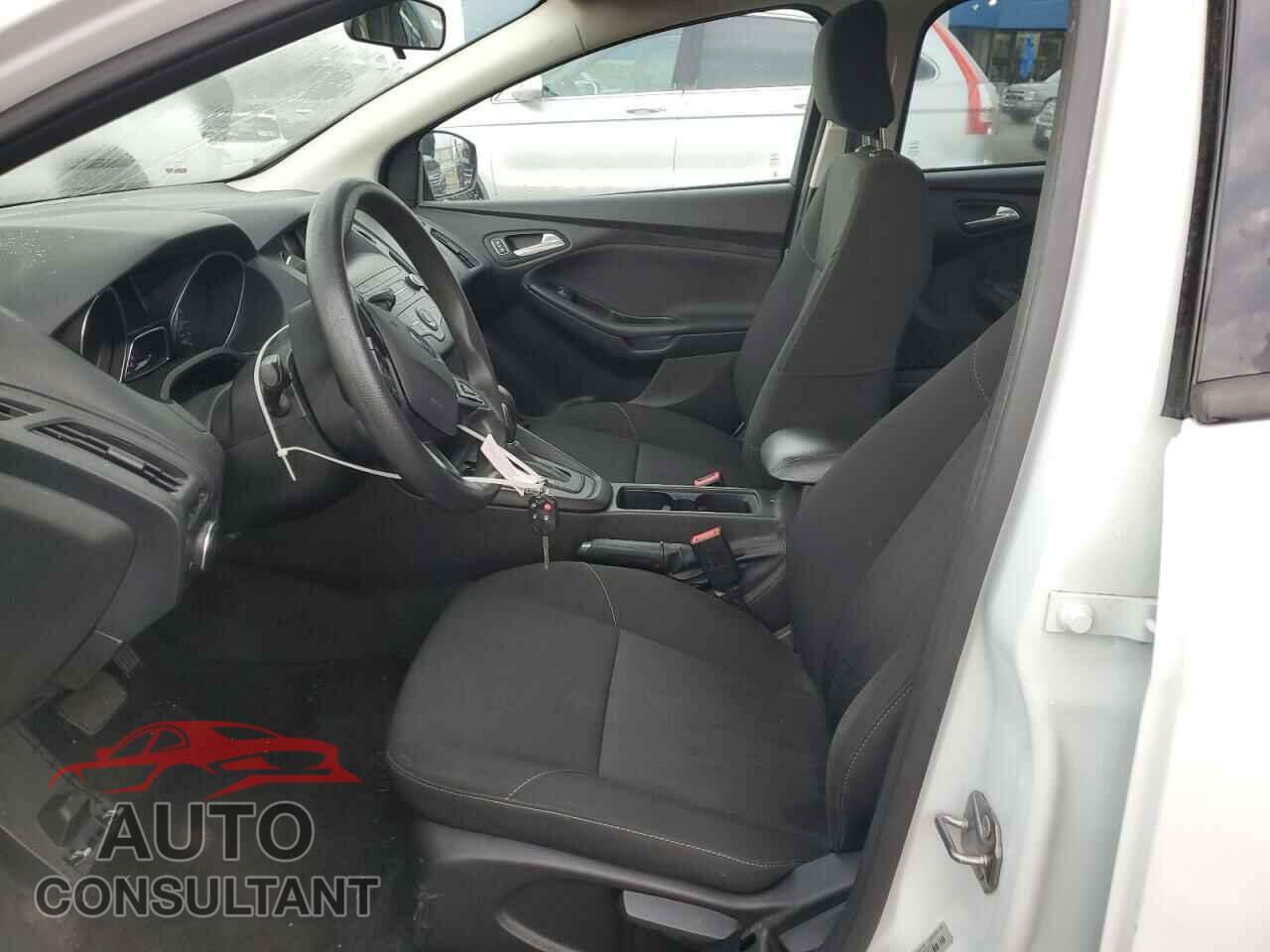 FORD FOCUS 2018 - 1FADP3FE4JL312832