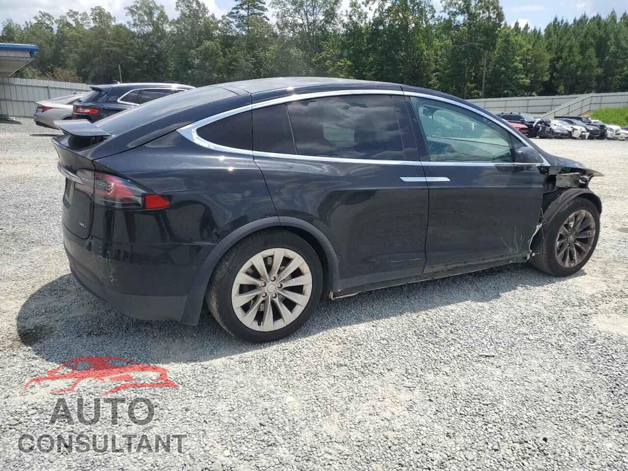 TESLA MODEL X 2017 - 5YJXCBE25HF037876