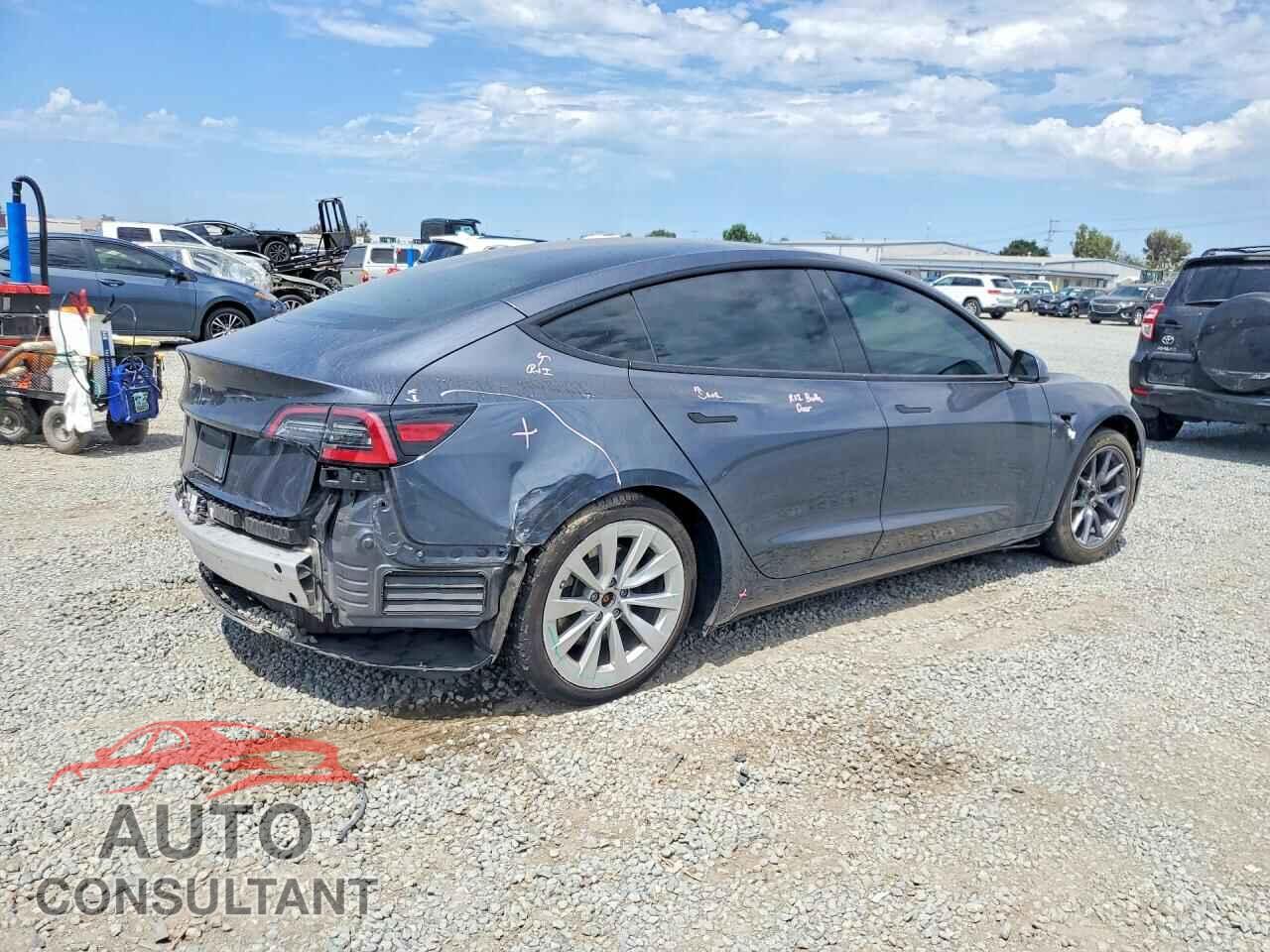 TESLA MODEL 3 2021 - 5YJ3E1EA4MF082392