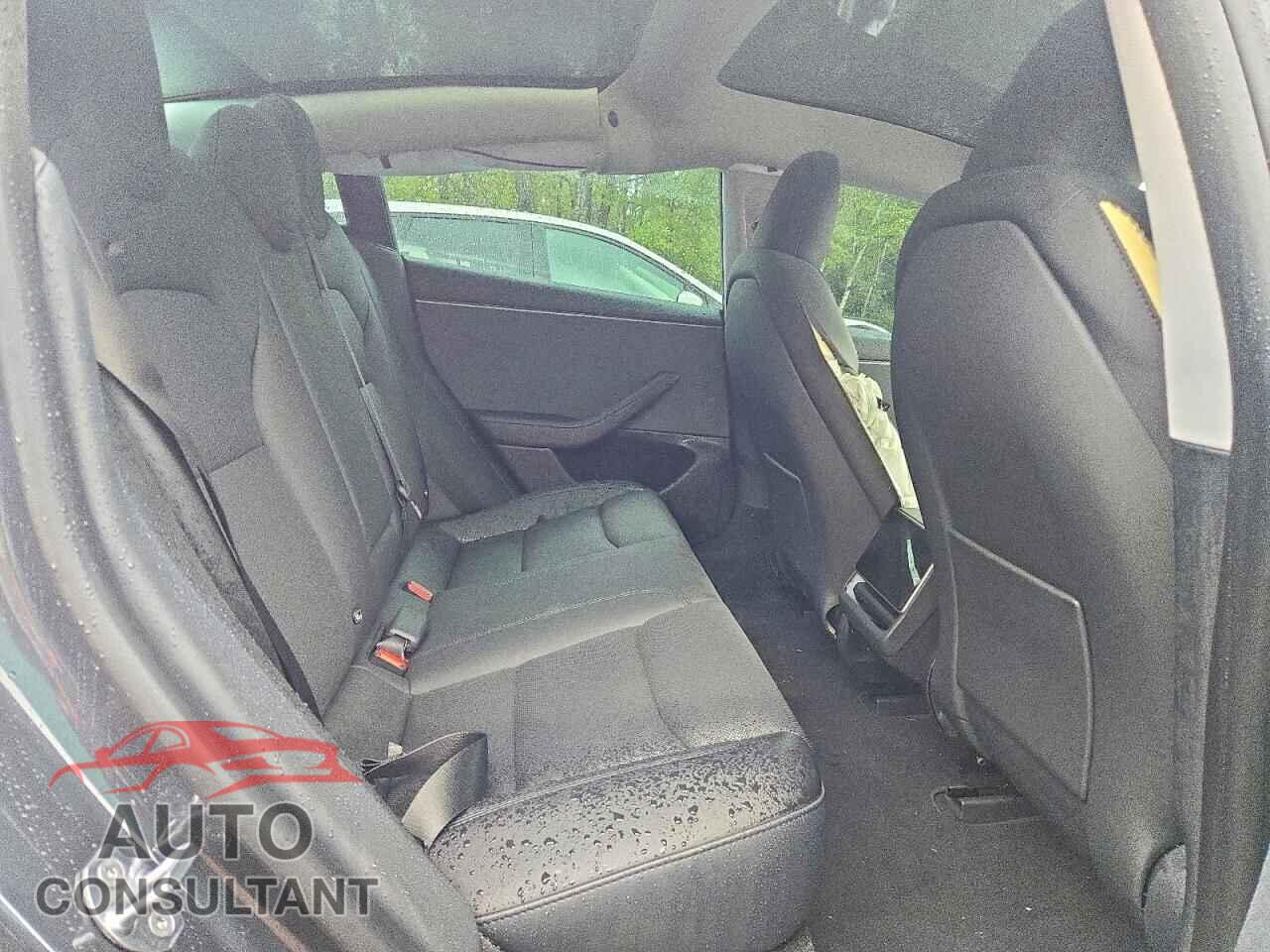 TESLA MODEL 3 2026 - LRW3E7FA5TC837687