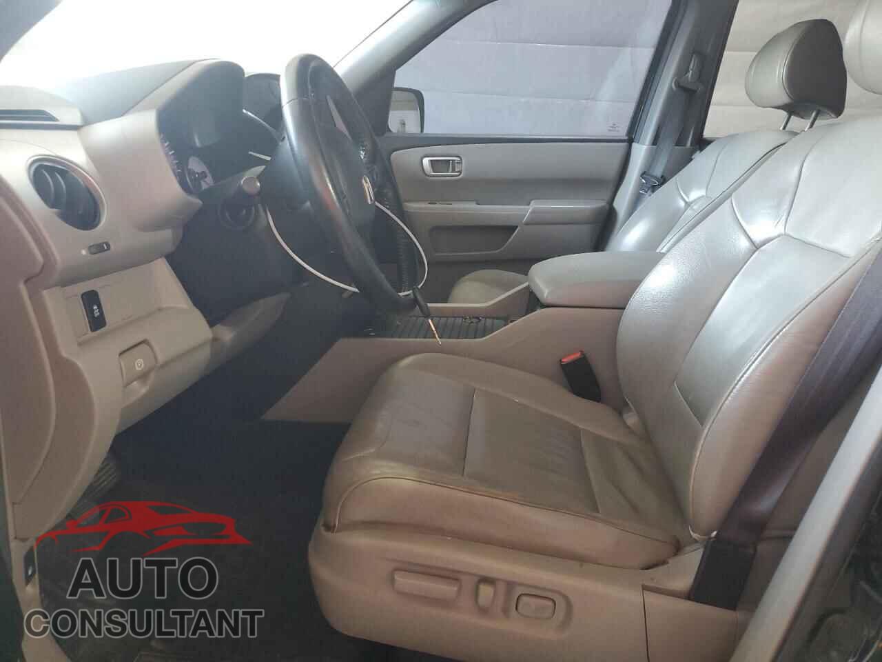 HONDA PILOT 2012 - 5FNYF4H68CB033366