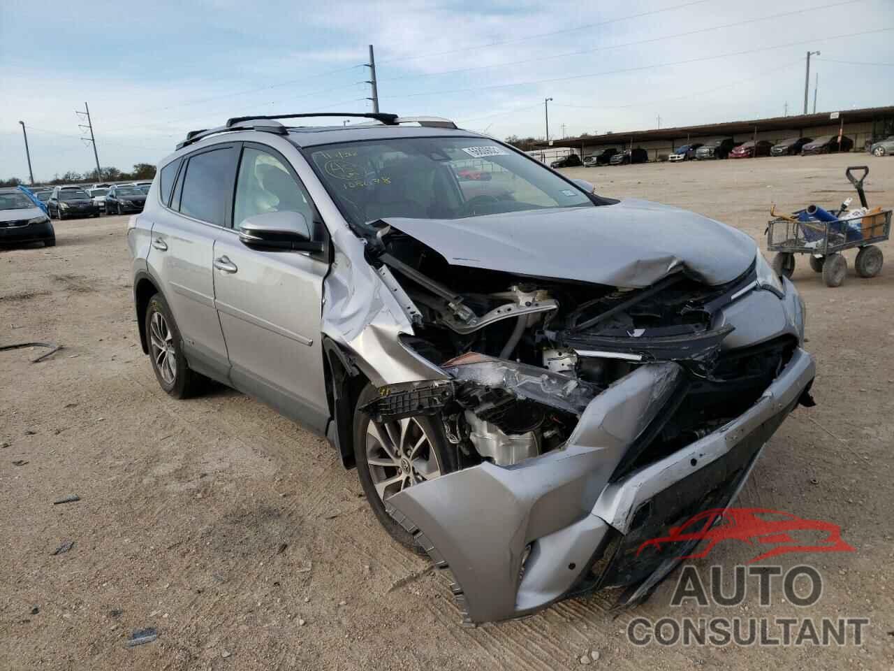 TOYOTA RAV4 2017 - JTMRJREV3HD108078