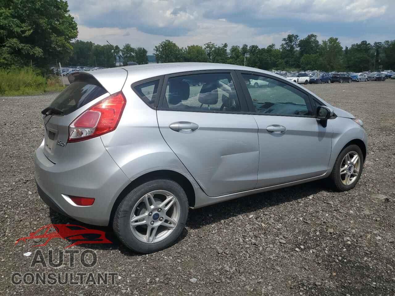 FORD FIESTA 2017 - 3FADP4EJ3HM132058