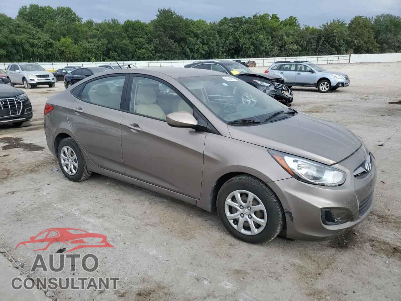 HYUNDAI ACCENT 2013 - KMHCT4AE7DU391647