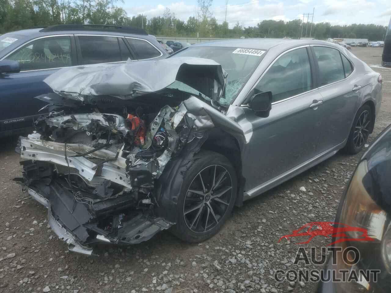 TOYOTA CAMRY 2023 - 4T1G11BK8PU090142