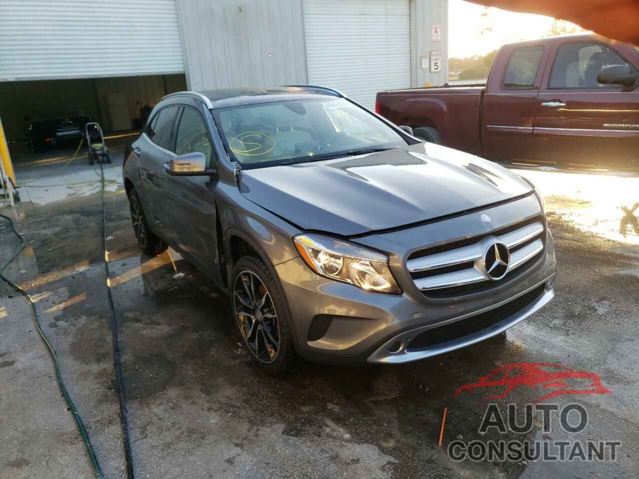 MERCEDES-BENZ GLA-CLASS 2016 - WDCTG4EB5GJ263934