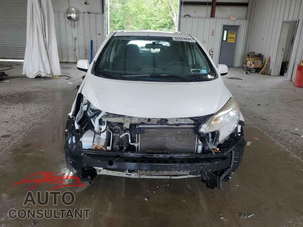 NISSAN VERSA 2014 - 3N1CE2CPXEL374308