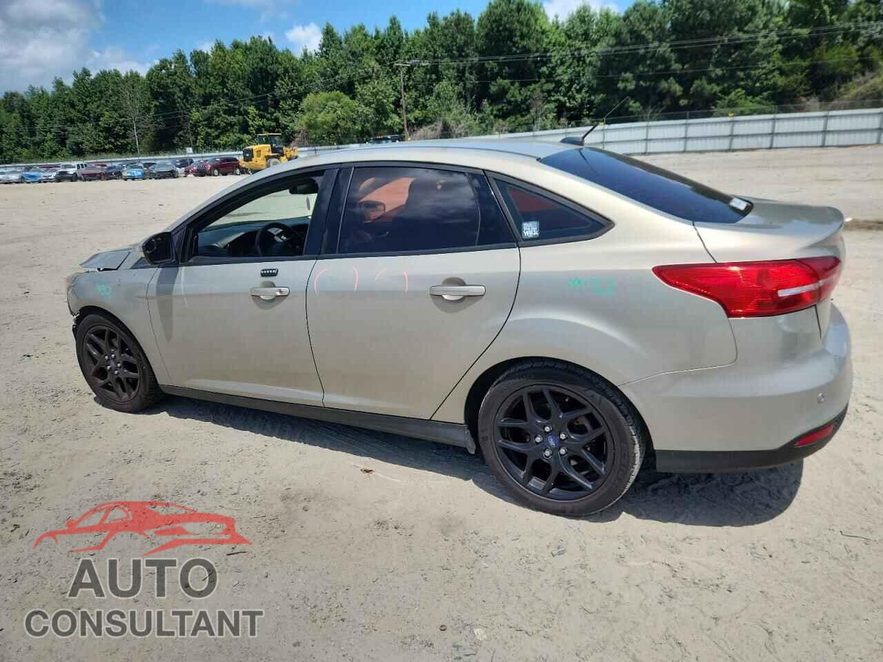 FORD FOCUS 2016 - 1FADP3F24GL201499