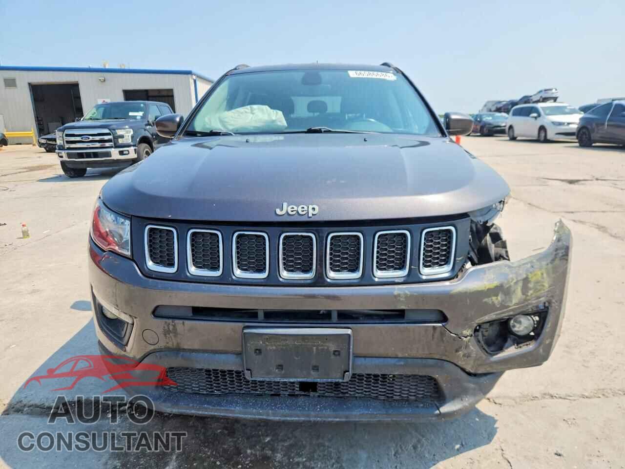 JEEP COMPASS 2019 - 3C4NJDBBXKT656446