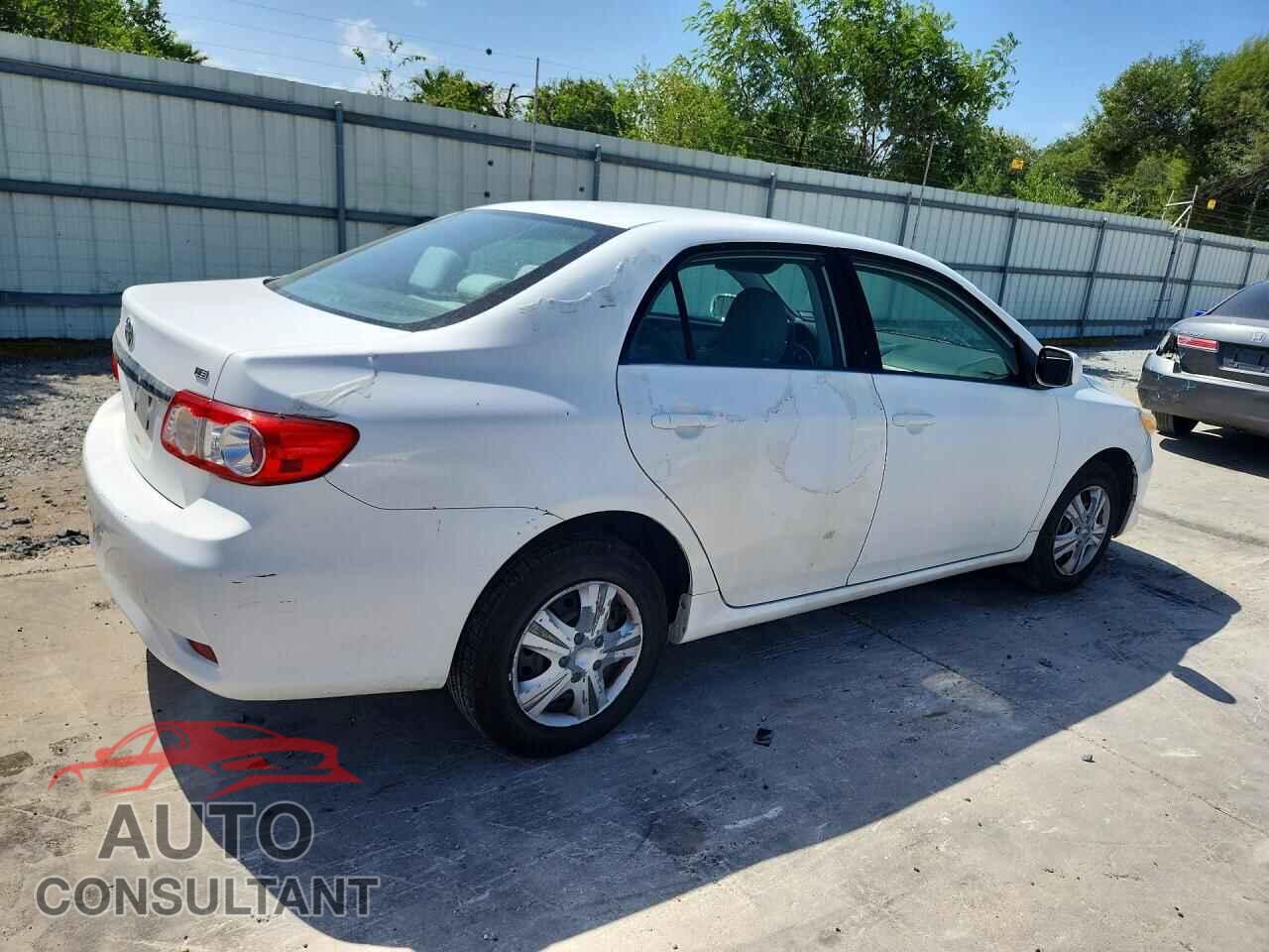 TOYOTA COROLLA 2011 - 2T1BU4EEXBC588877