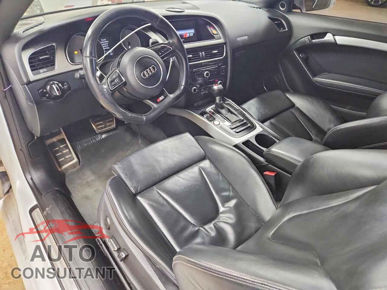 AUDI S5/RS5 2015 - WAUCGAFR7FA012005