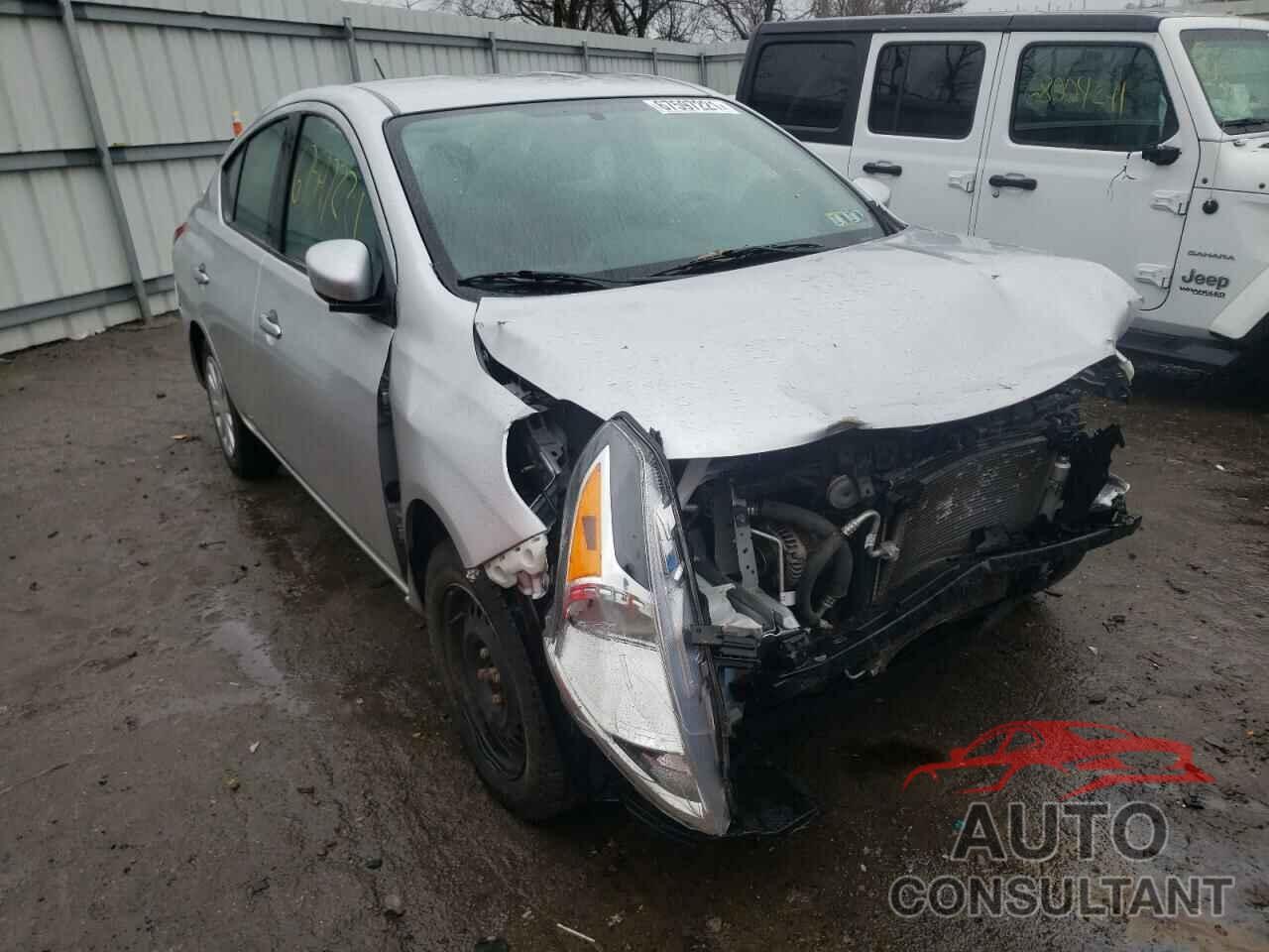 NISSAN VERSA 2018 - 3N1CN7AP0JK437416