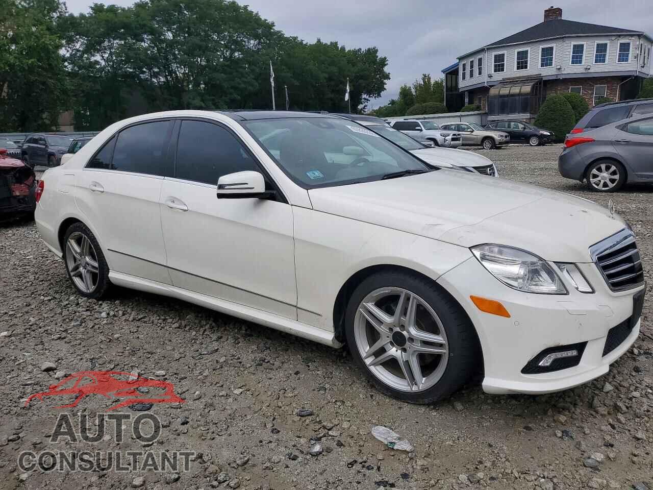 MERCEDES-BENZ E-CLASS 2011 - WDDHF8HB9BA416458
