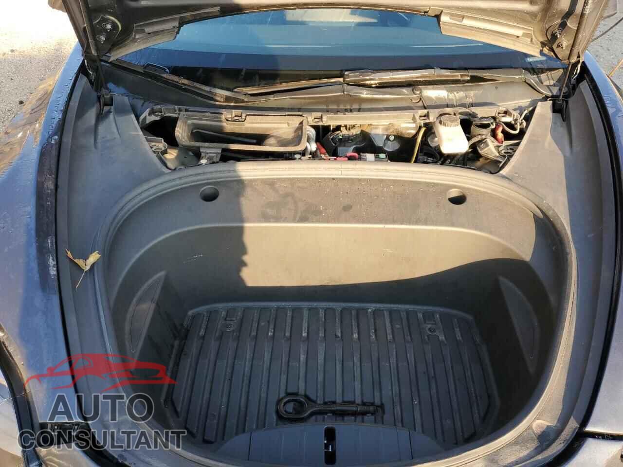 TESLA MODEL 3 2022 - 5YJ3E1EAXNF372119