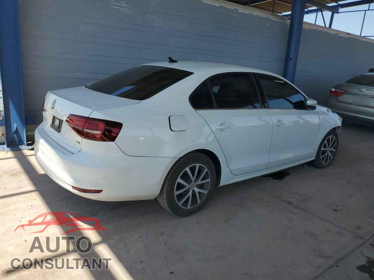 VOLKSWAGEN JETTA 2017 - 3VWDB7AJ9HM258387