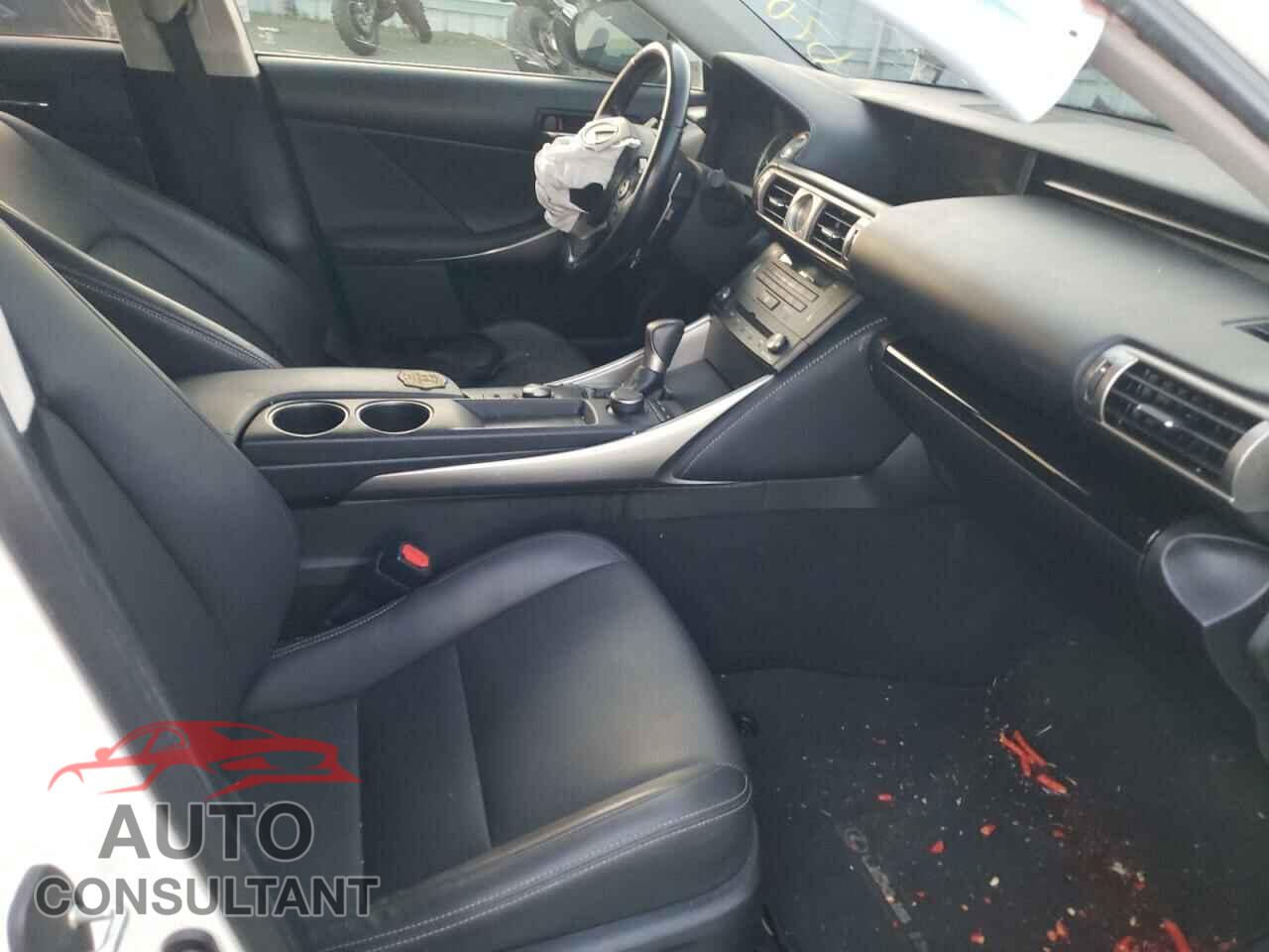 LEXUS IS 2016 - JTHBA1D25G5038245
