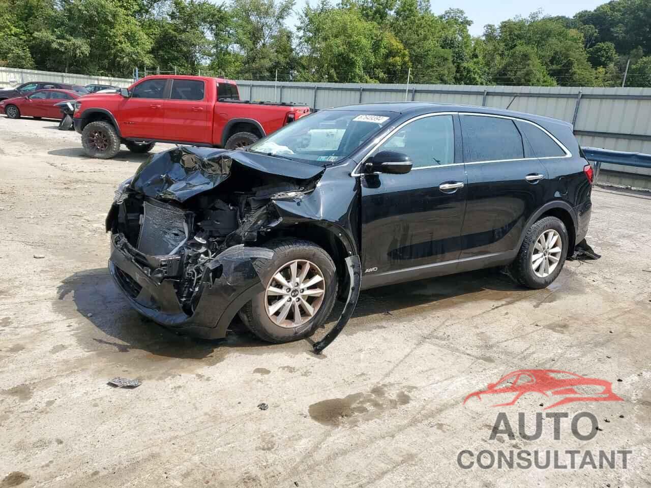 KIA SORENTO 2019 - 5XYPGDA38KG566558