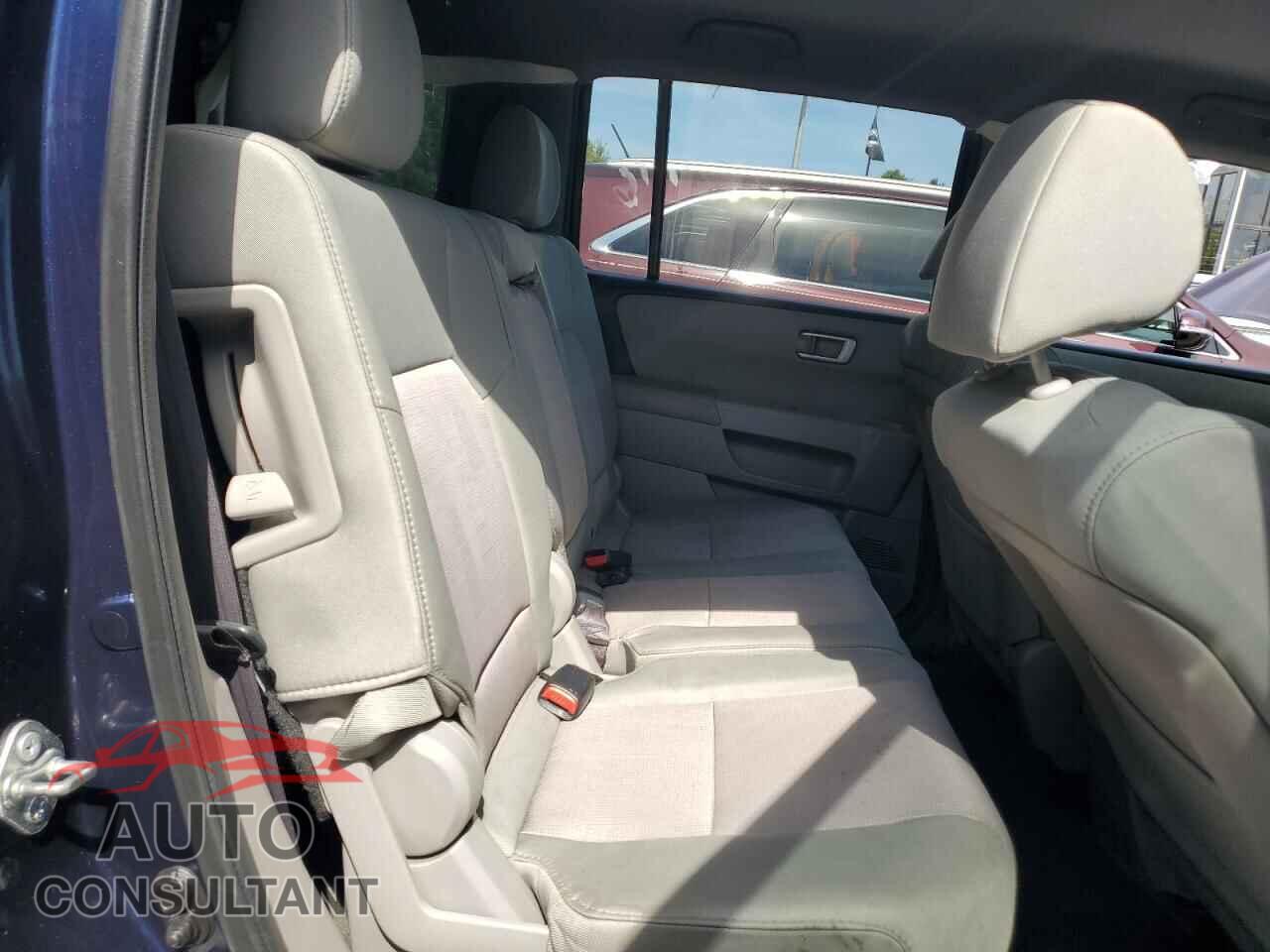 HONDA PILOT 2014 - 5FNYF4H40EB038207