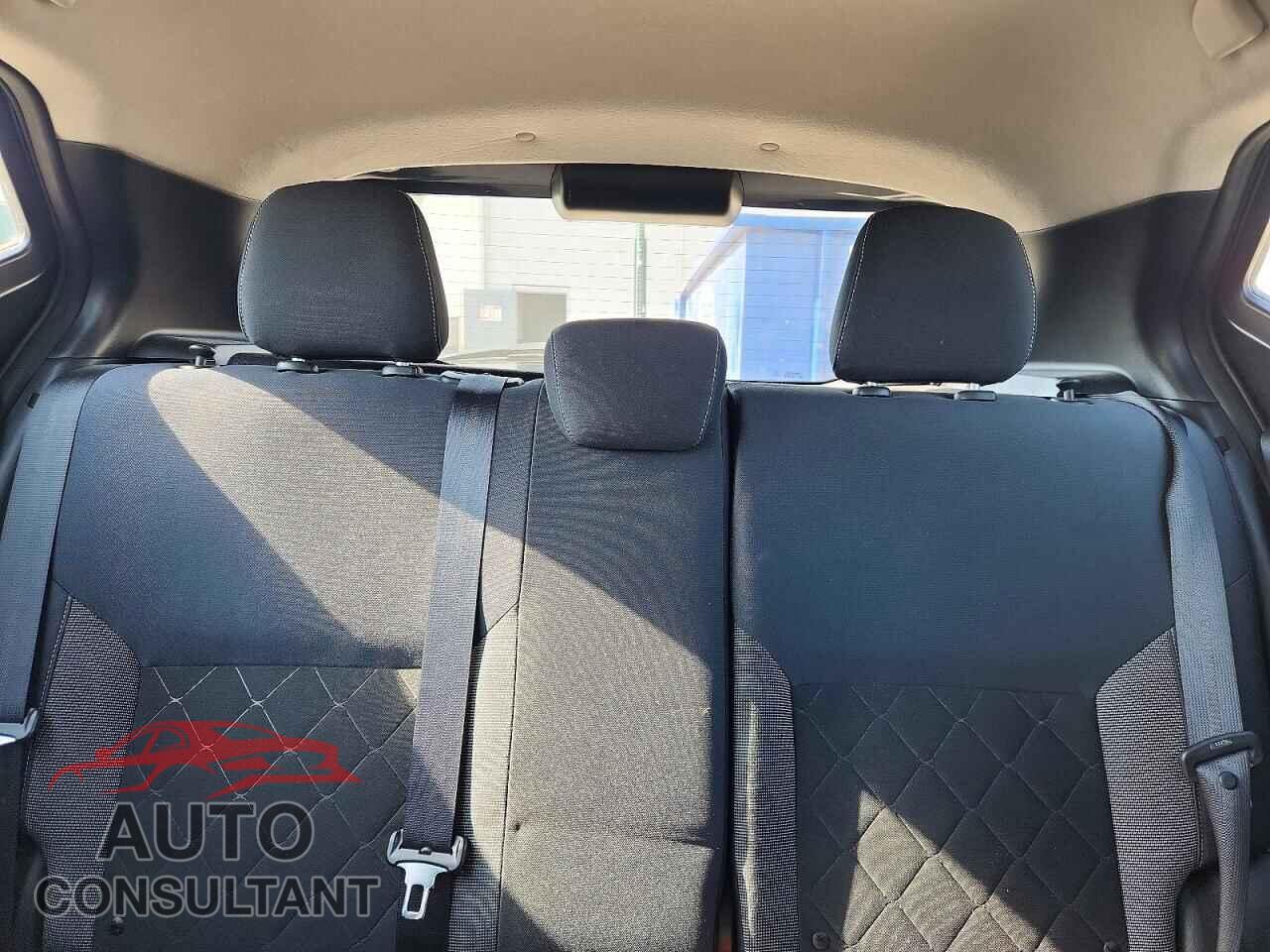NISSAN KICKS 2019 - 3N1CP5CU3KL482539