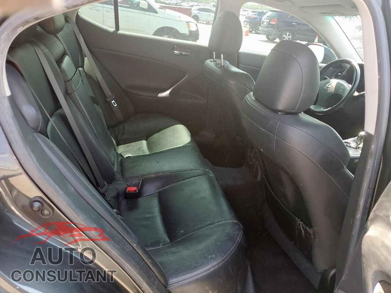LEXUS IS 2009 - JTHBK262092091875