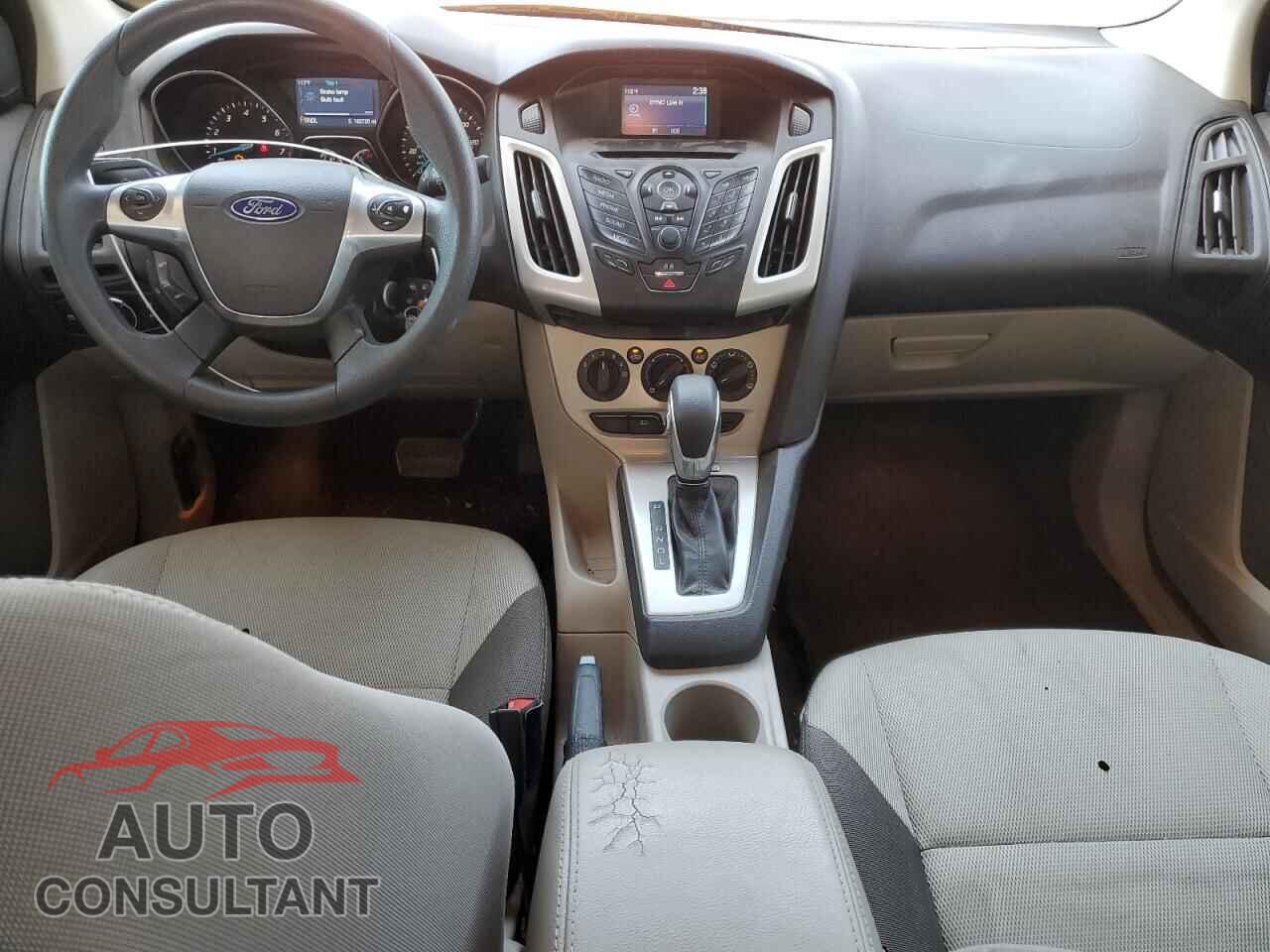 FORD FOCUS 2014 - 1FADP3F22EL453801