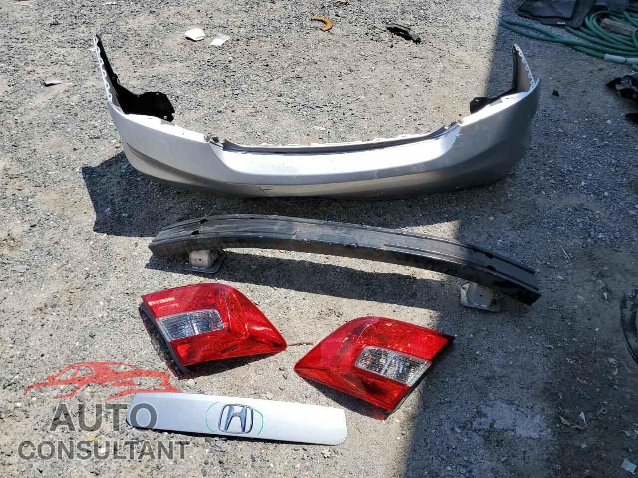 HONDA CIVIC 2012 - 2HGFB2F92CH328950