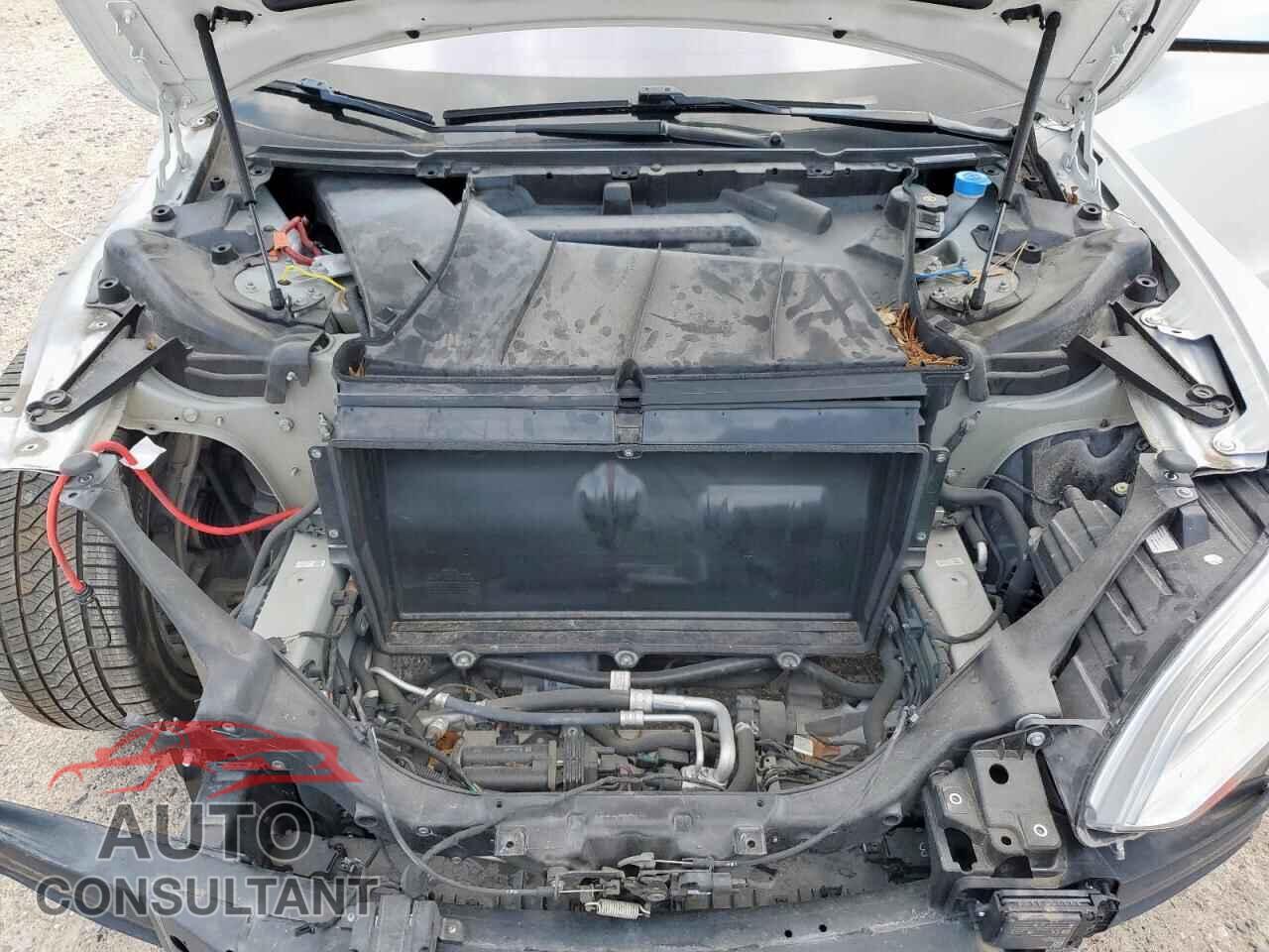 TESLA MODEL S 2018 - 5YJSA1E23JF243990