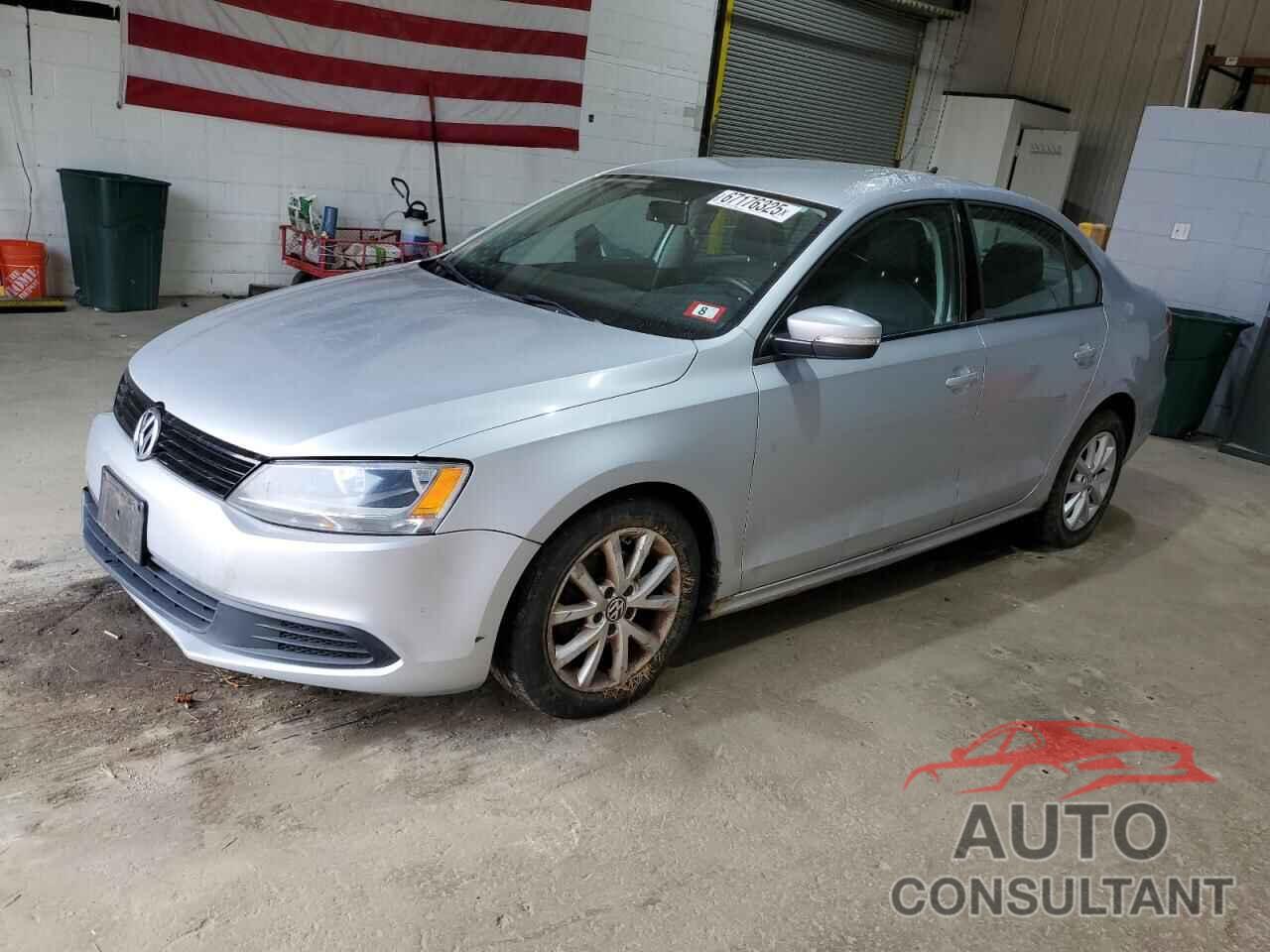 VOLKSWAGEN JETTA 2011 - 3VWBZ7AJ1BM099925