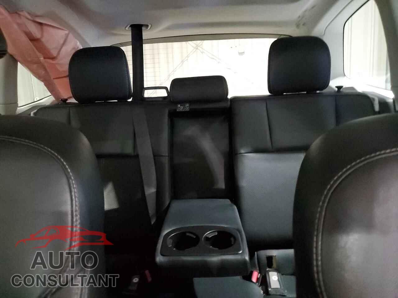 SUBARU FORESTER 2017 - JF2SJATC7HH433105