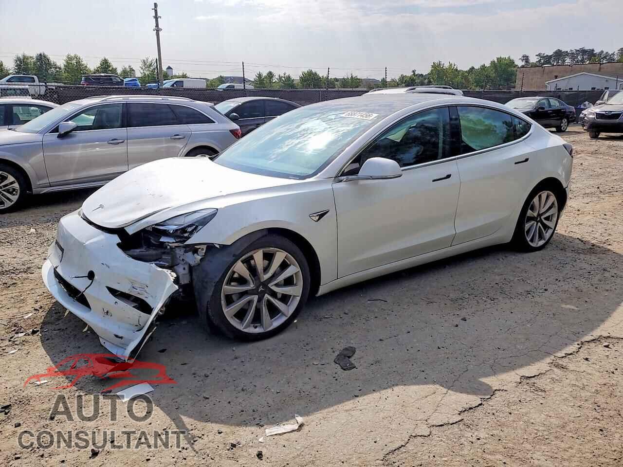 TESLA MODEL 3 2019 - 5YJ3E1EB8KF211675