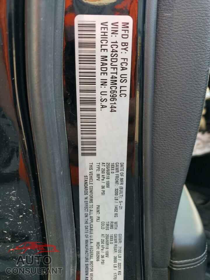 DODGE DURANGO 2021 - 1C4SDJFT4MC696144