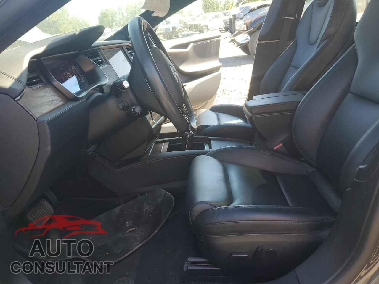 TESLA MODEL S 2021 - 5YJSA1E21MF423747