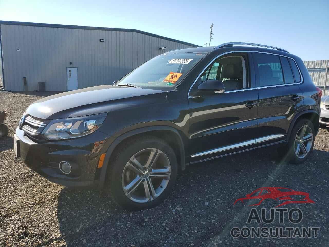 VOLKSWAGEN TIGUAN 2017 - WVGUV7AX4HK031593