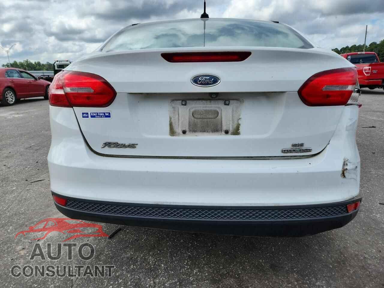 FORD FOCUS 2015 - 1FADP3F28FL350089