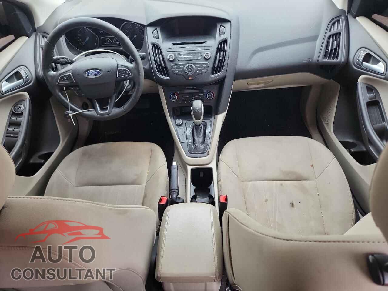 FORD FOCUS 2017 - 1FADP3FE4HL221036