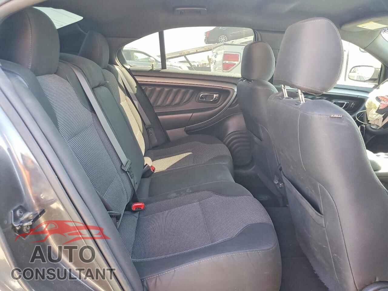 FORD TAURUS 2015 - 1FAHP2E82FG104326