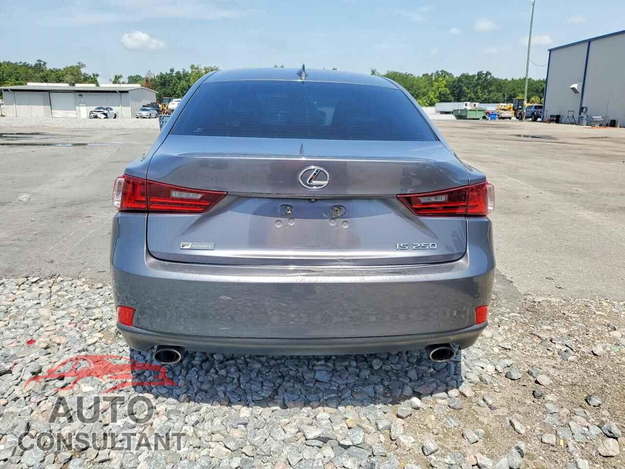 LEXUS IS 2015 - JTHBF1D29F5047031