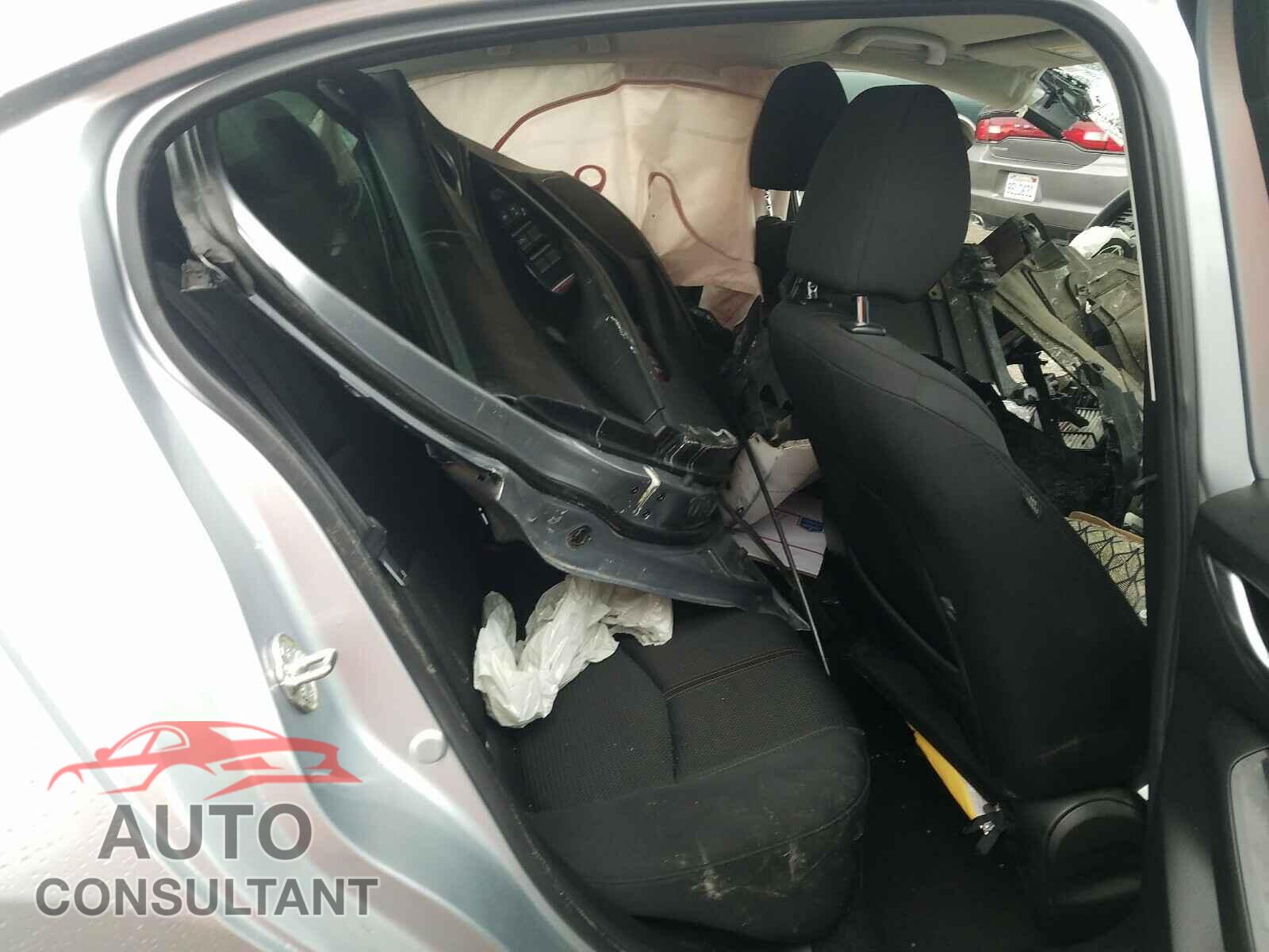 MAZDA 3 2017 - 3MZBN1U72HM152147