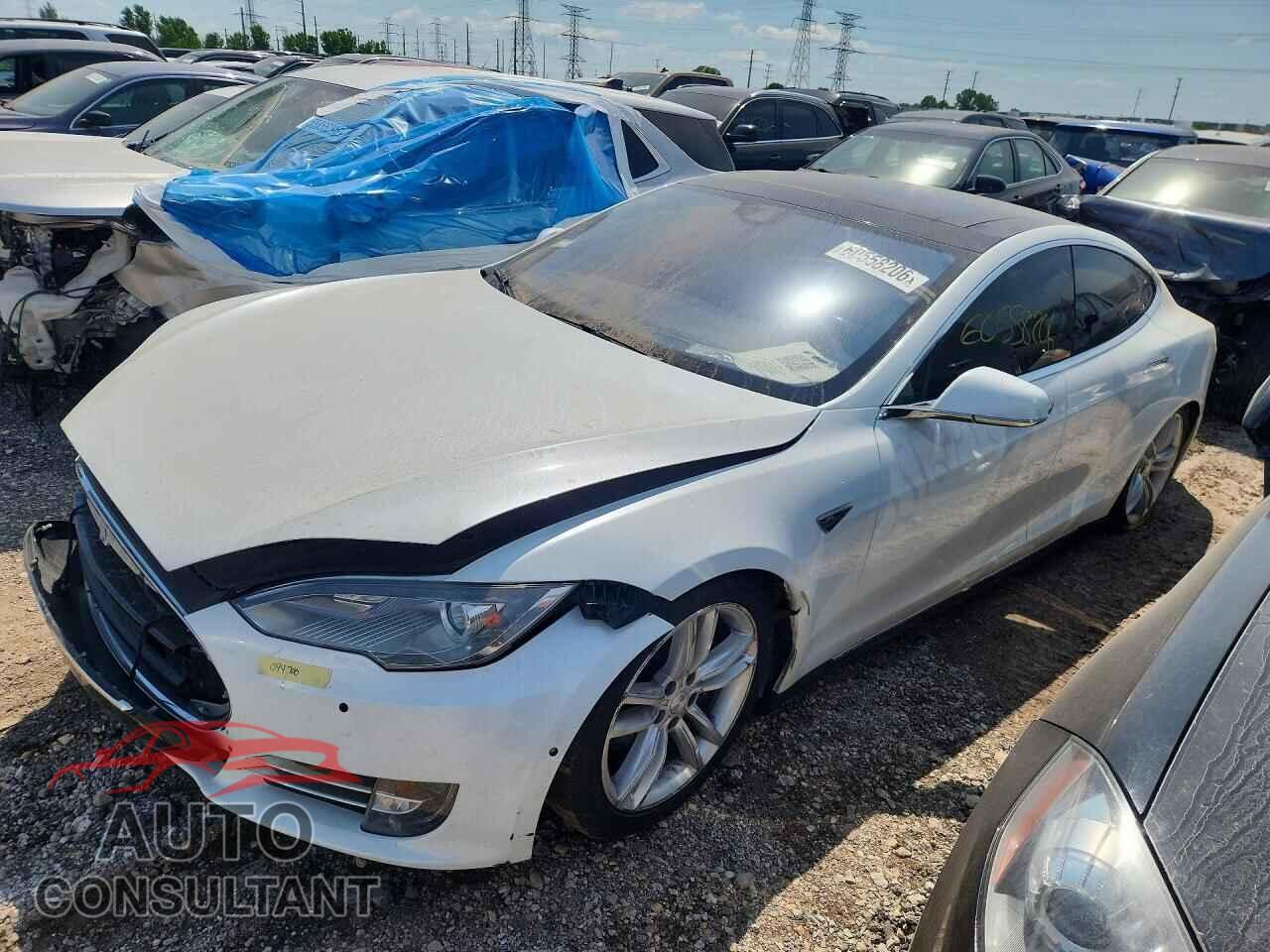TESLA MODEL S 2015 - 5YJSA4S24FF094700
