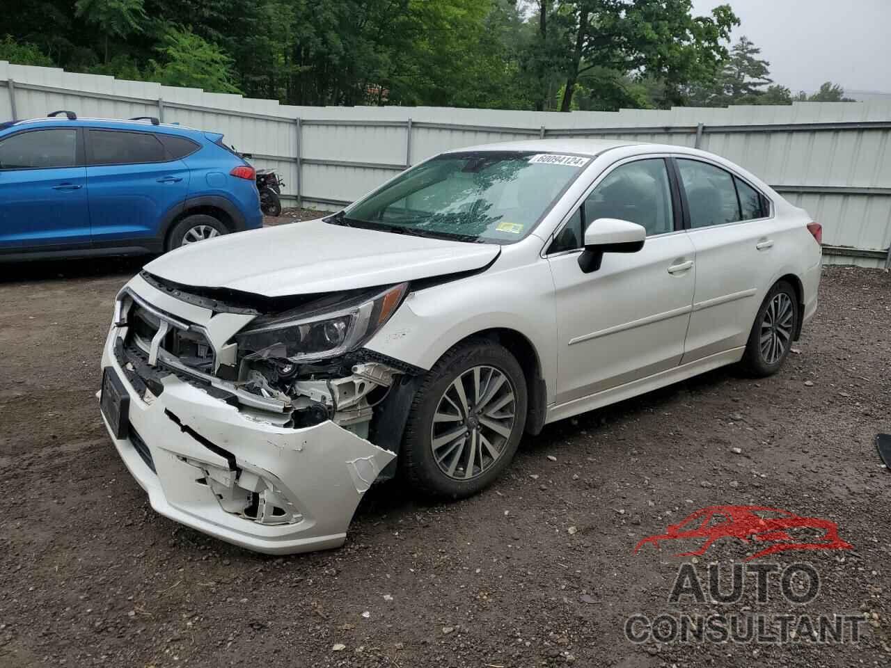 SUBARU LEGACY 2019 - 4S3BNAF60K3025915