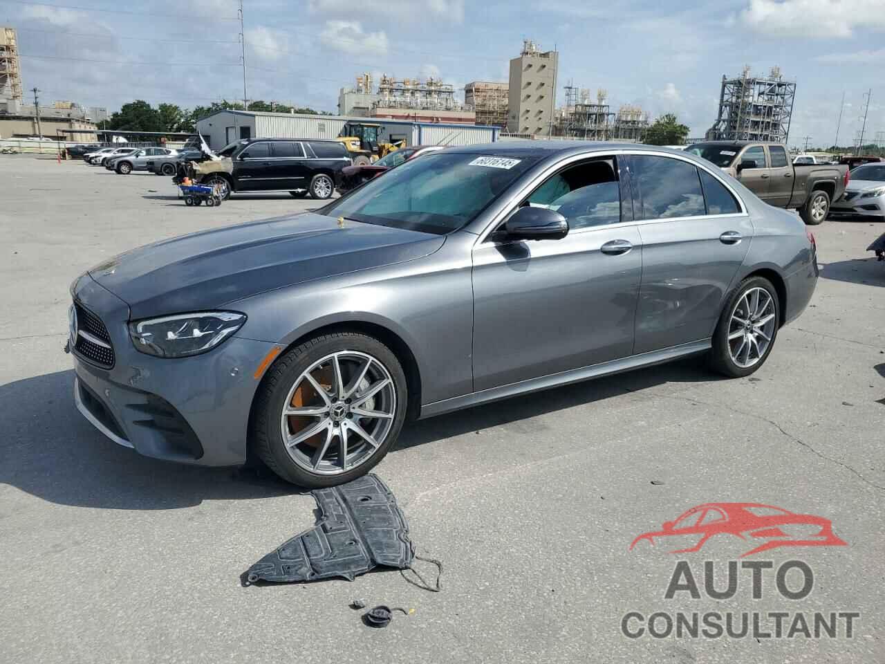 MERCEDES-BENZ E-CLASS 2022 - W1KZF5KB3NB084981