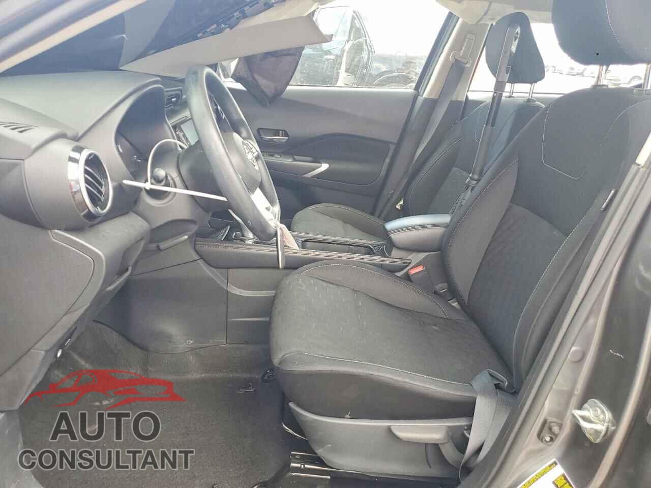 NISSAN KICKS 2023 - 3N1CP5CVXPL571993