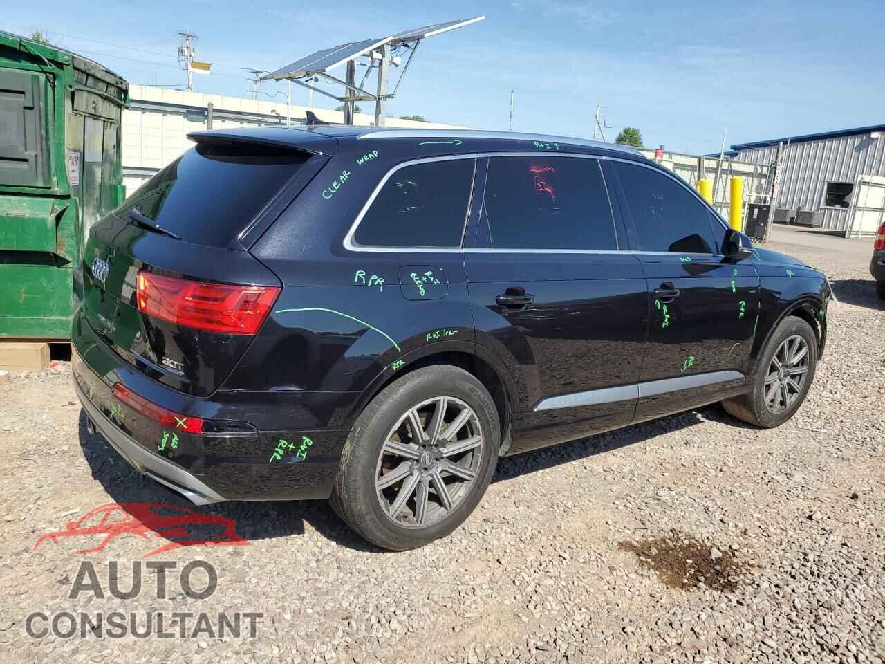 AUDI Q7 2017 - WA1LAAF76HD007733