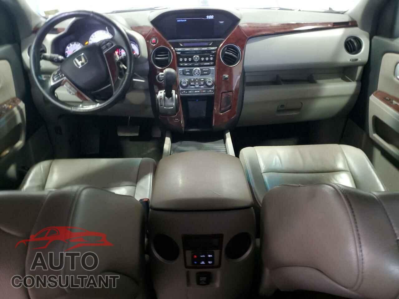 HONDA PILOT 2013 - 5FNYF4H53DB018556
