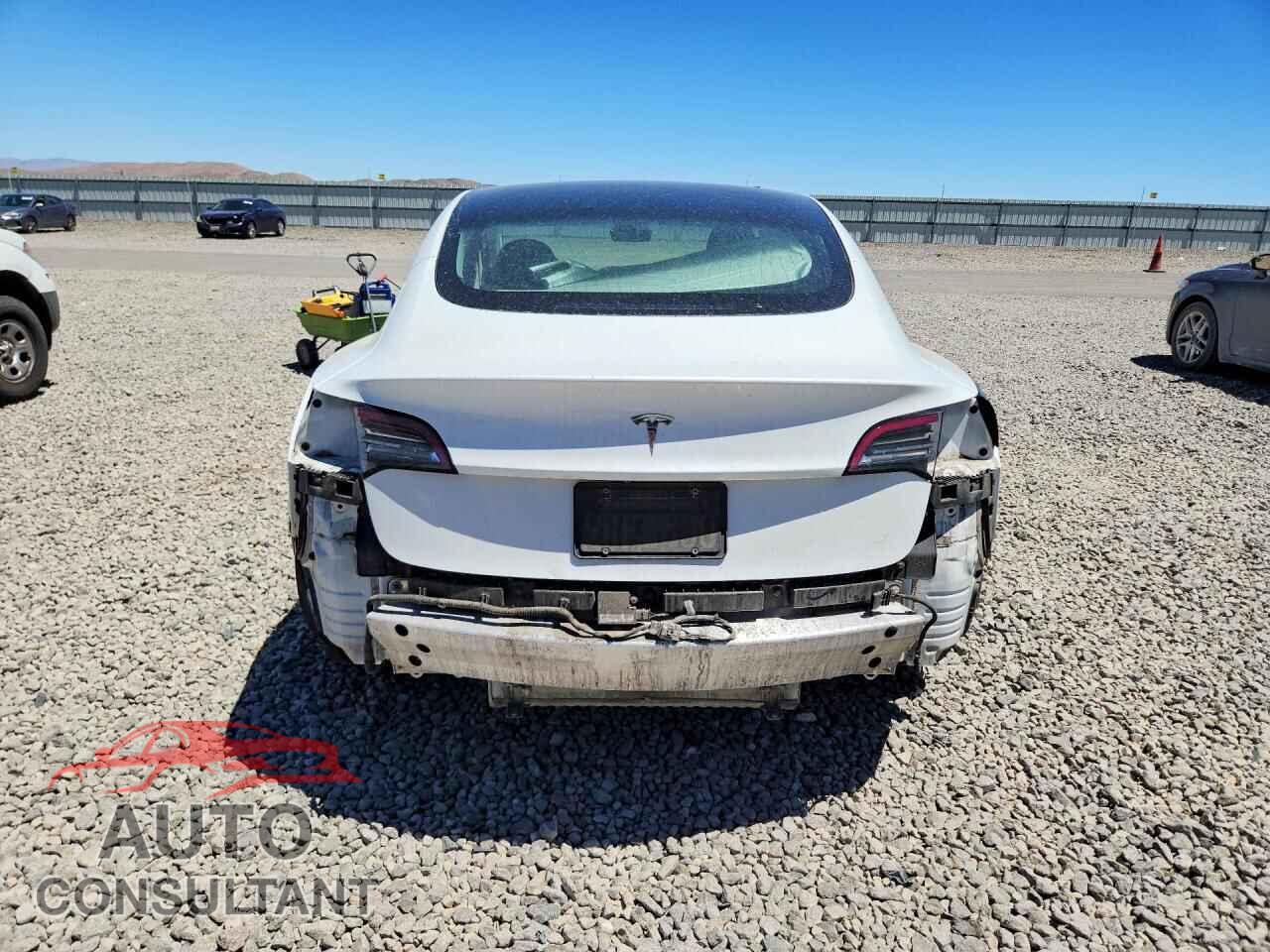 TESLA MODEL 3 2019 - 5YJ3E1EA7KF466826