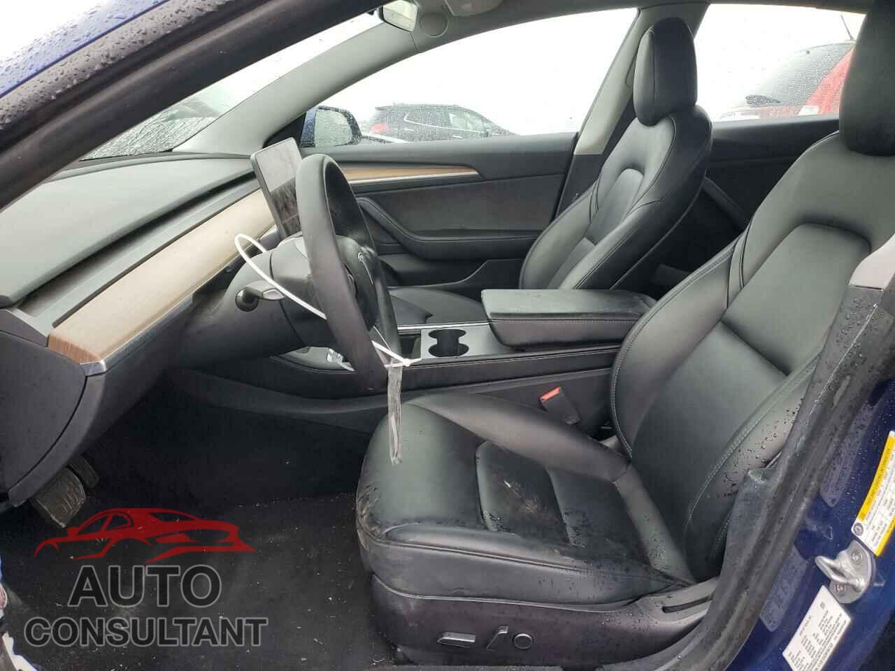 TESLA MODEL 3 2021 - 5YJ3E1EA2MF087123