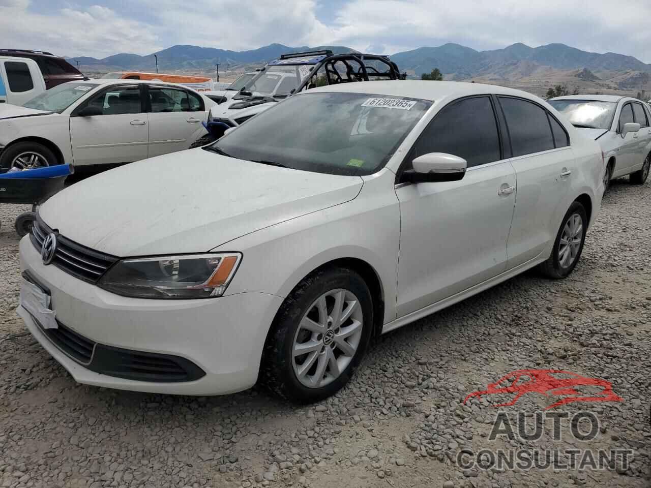 VOLKSWAGEN JETTA 2013 - 3VWDP7AJ4DM242268